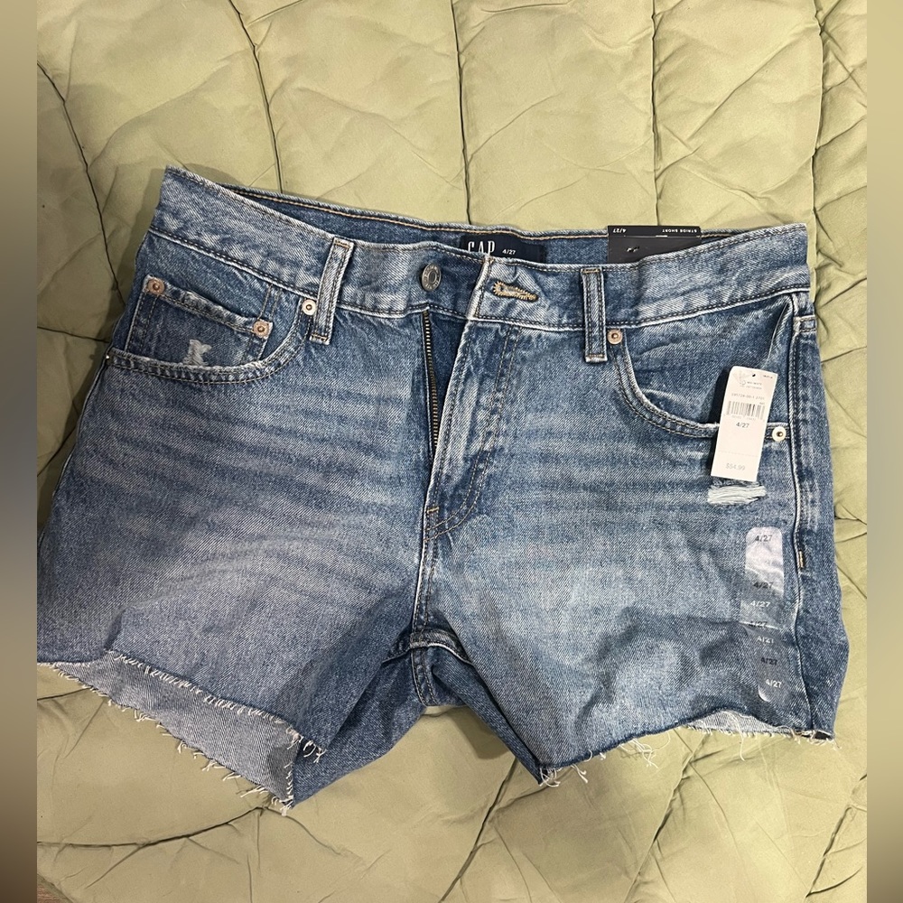 GAP Midrise Denim Stride Short